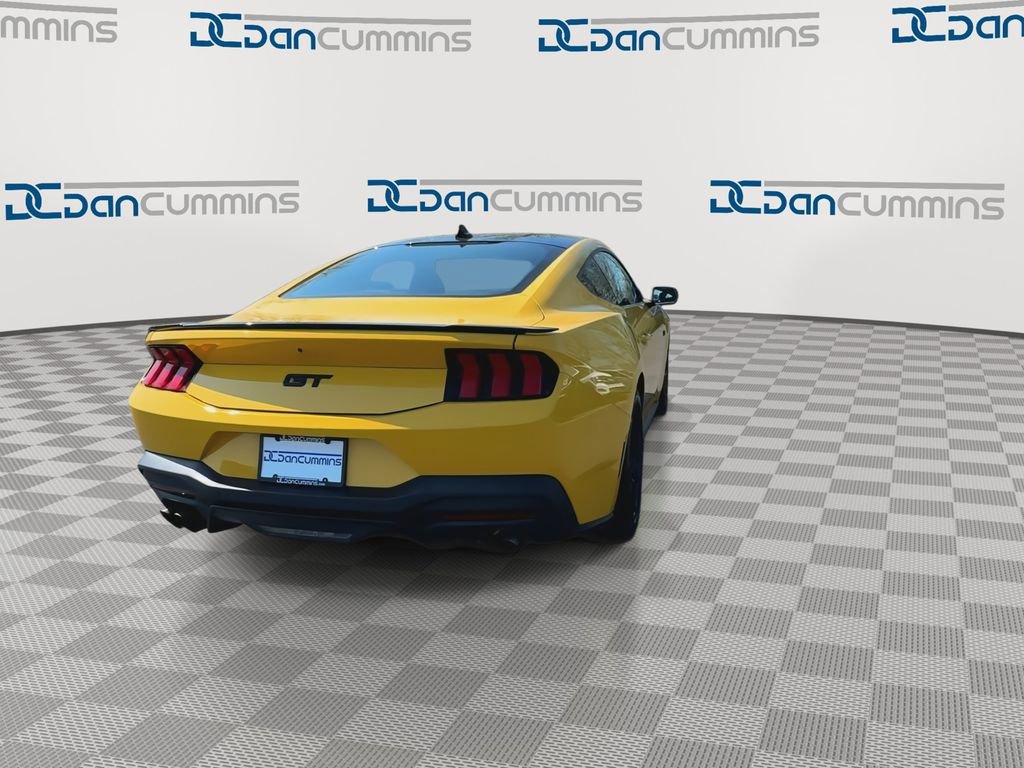 Used 2024 Ford Mustang GT Premium image 7