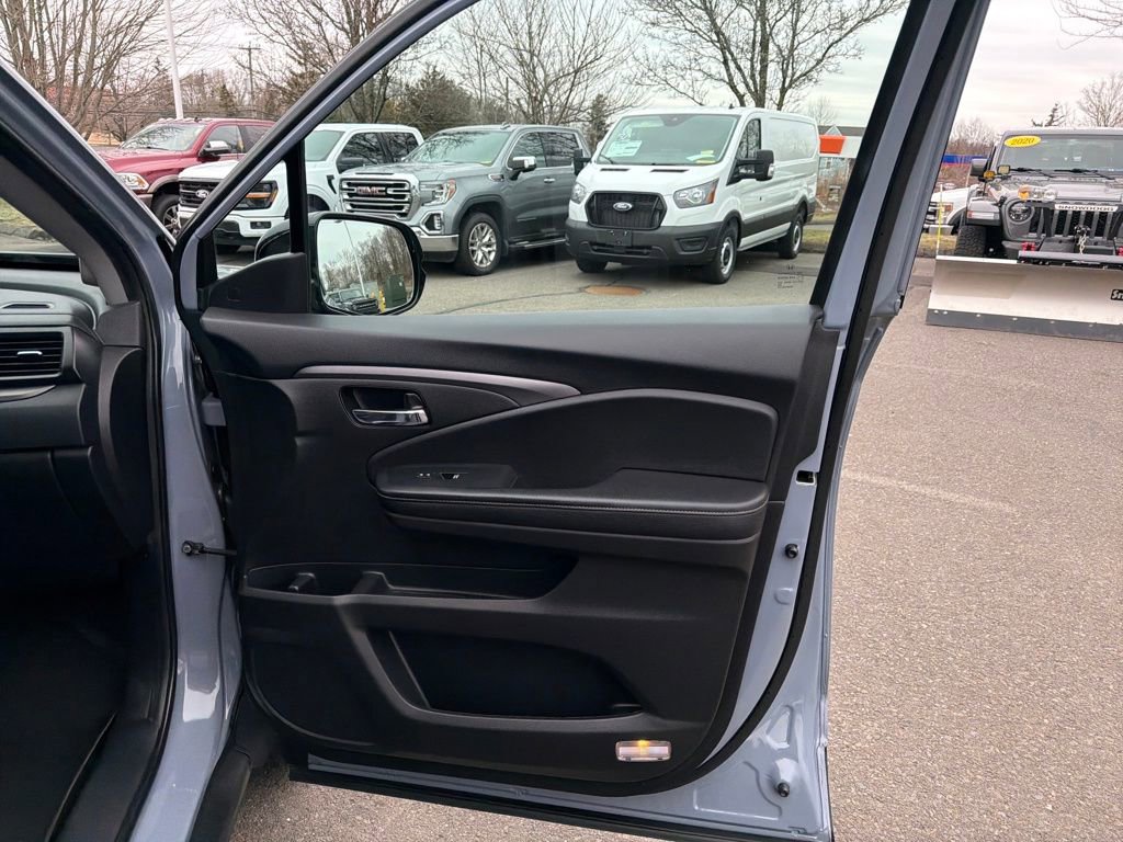 Used 2023 Honda Ridgeline RTL-E image 40