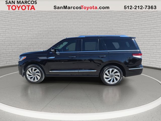 Used 2024 Lincoln Navigator Reserve image 8