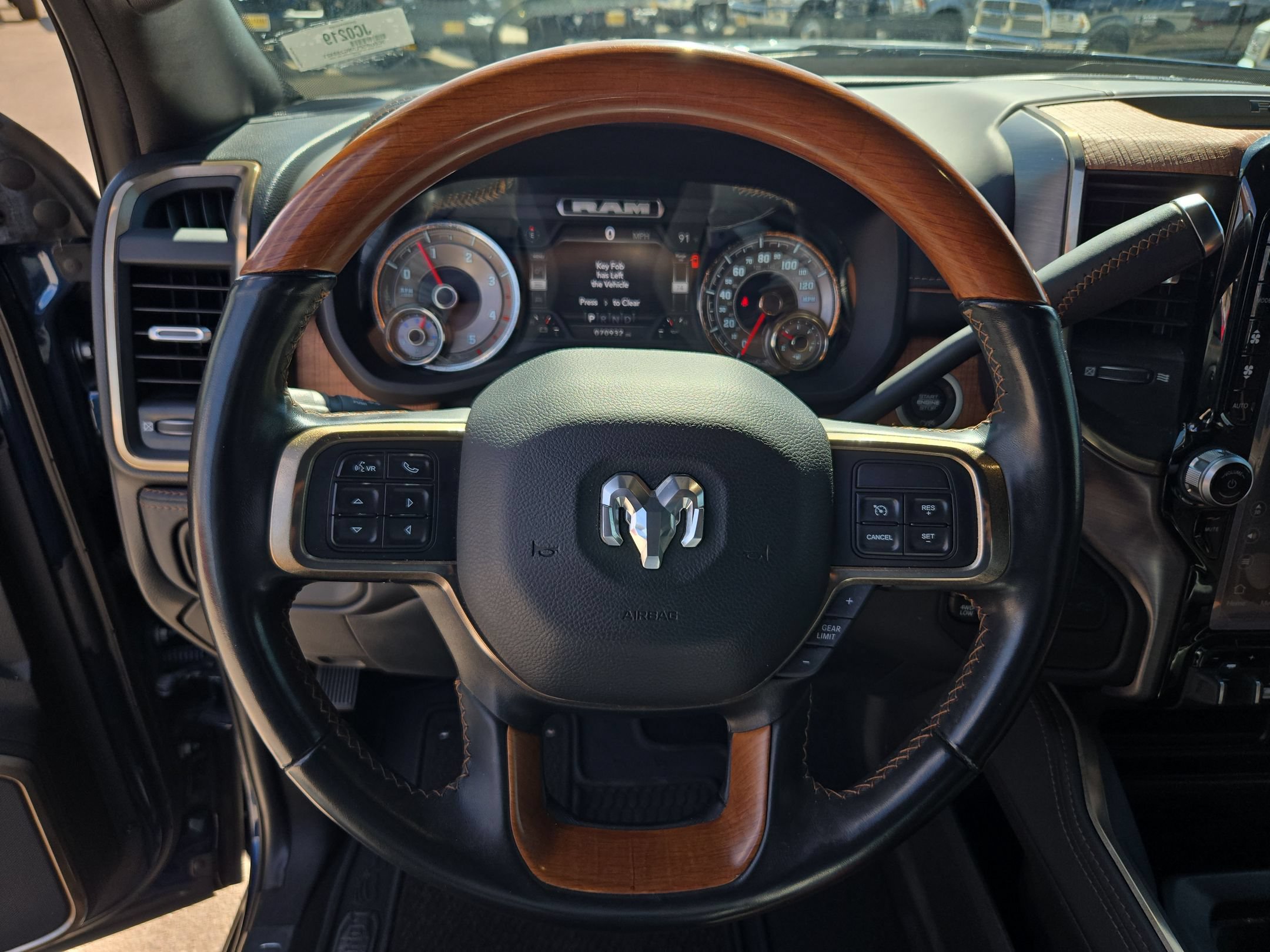 Used 2022 RAM 2500 Limited AWD/4WD image 20