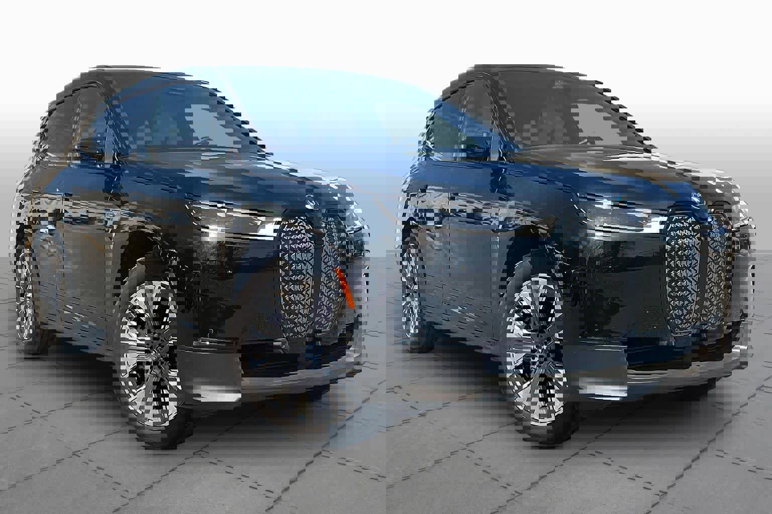 Certified 2024 BMW iX xDrive50 w/ Premium Package image 2