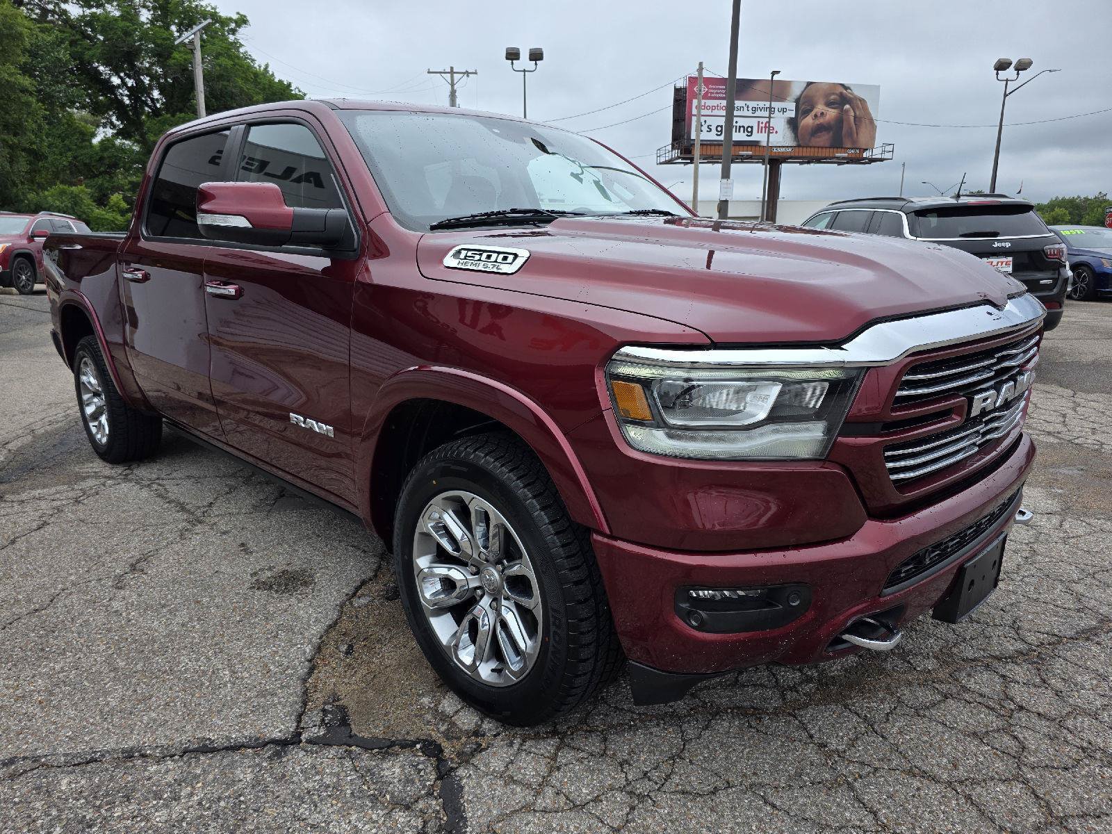 Used 2021 RAM 1500 Laramie w/ Laramie Southwest Edition AWD/4WD image 3