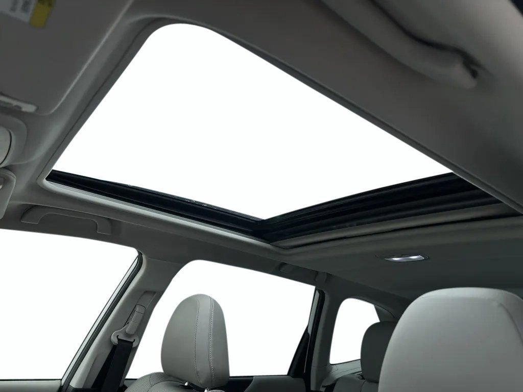 Used 2023 Subaru Forester Limited image 19