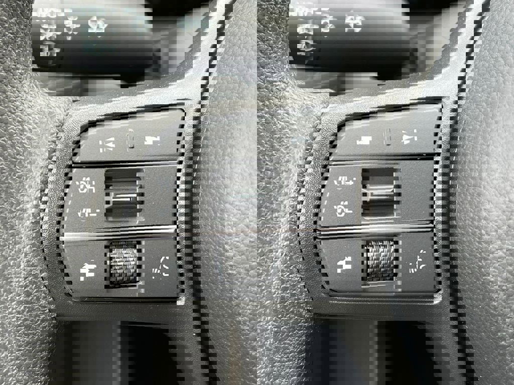 New 2026 Honda HR-V LX image 17