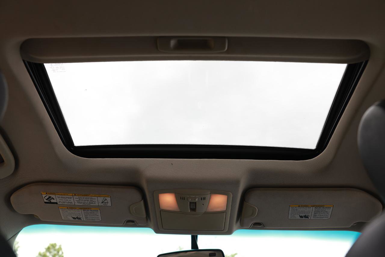 Used 2014 INFINITI QX70 image 23