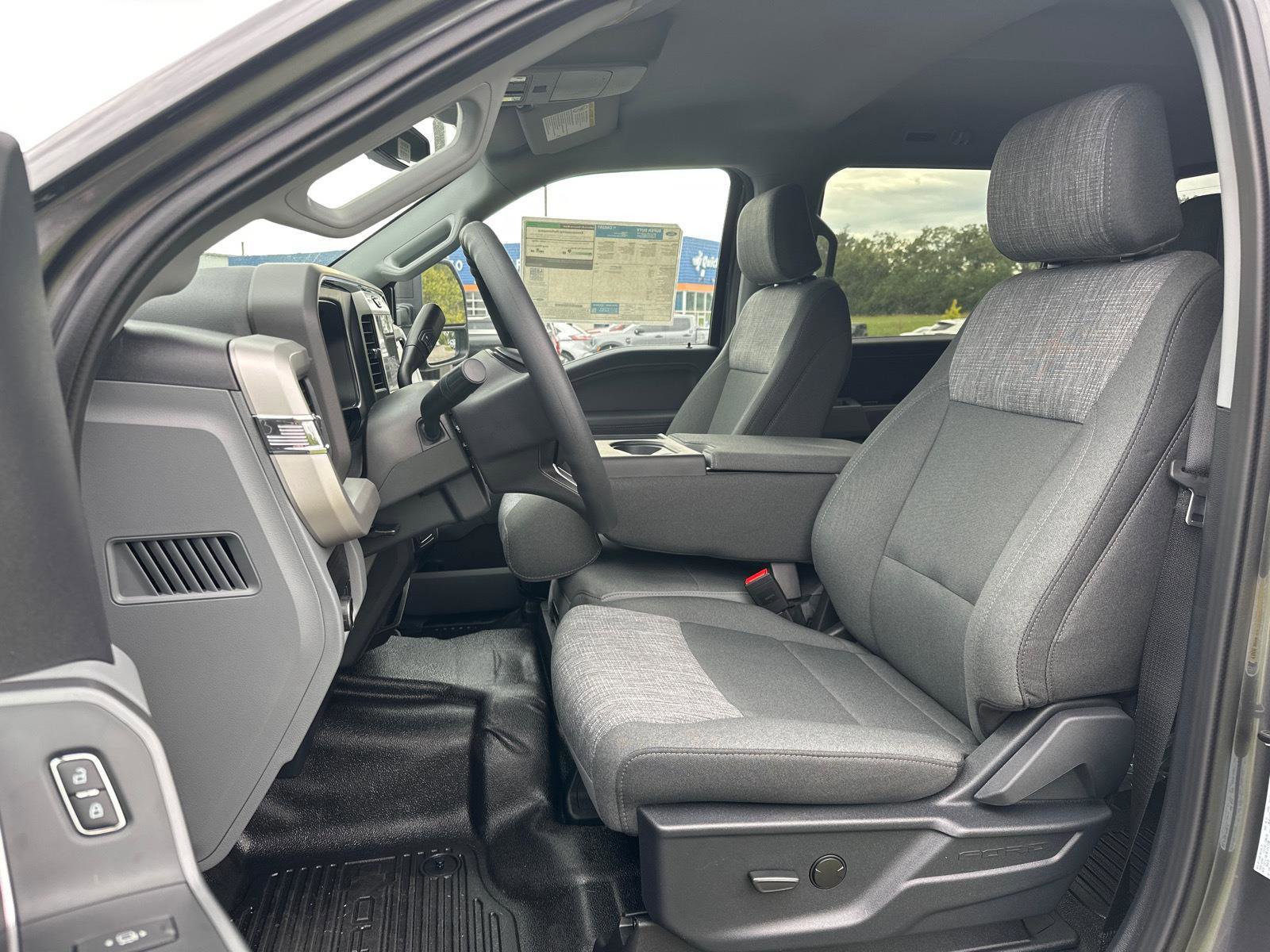 New 2026 Ford F350 XLT w/ XLT Premium Package image 6