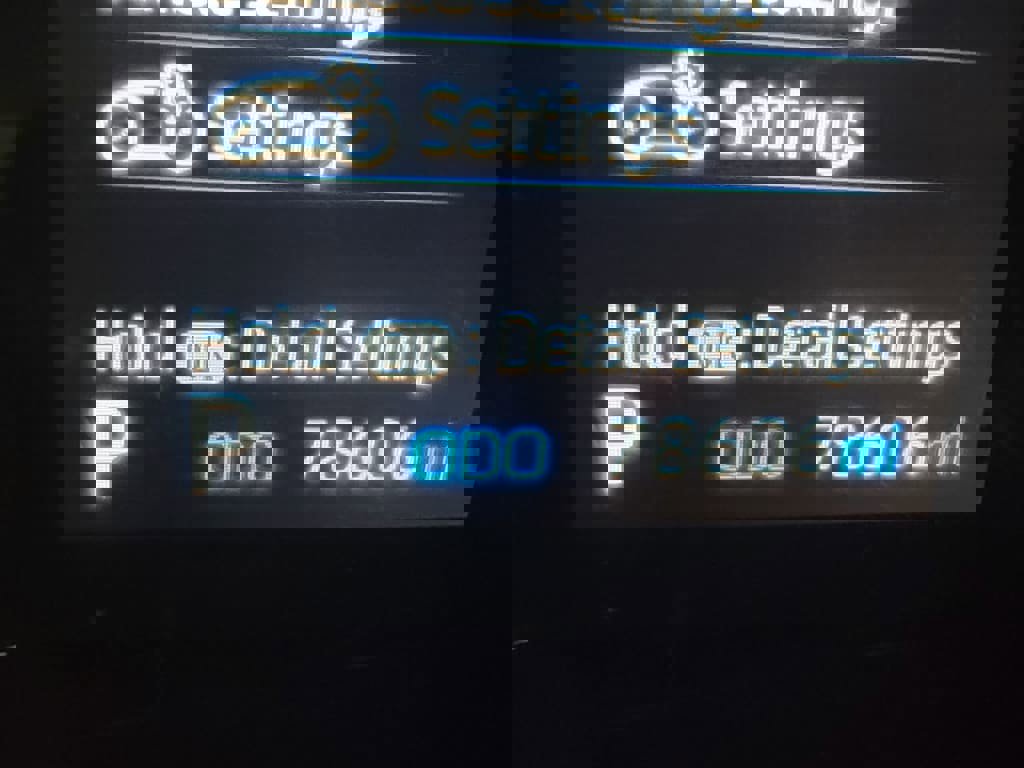 Used 2021 Toyota RAV4 LE image 17