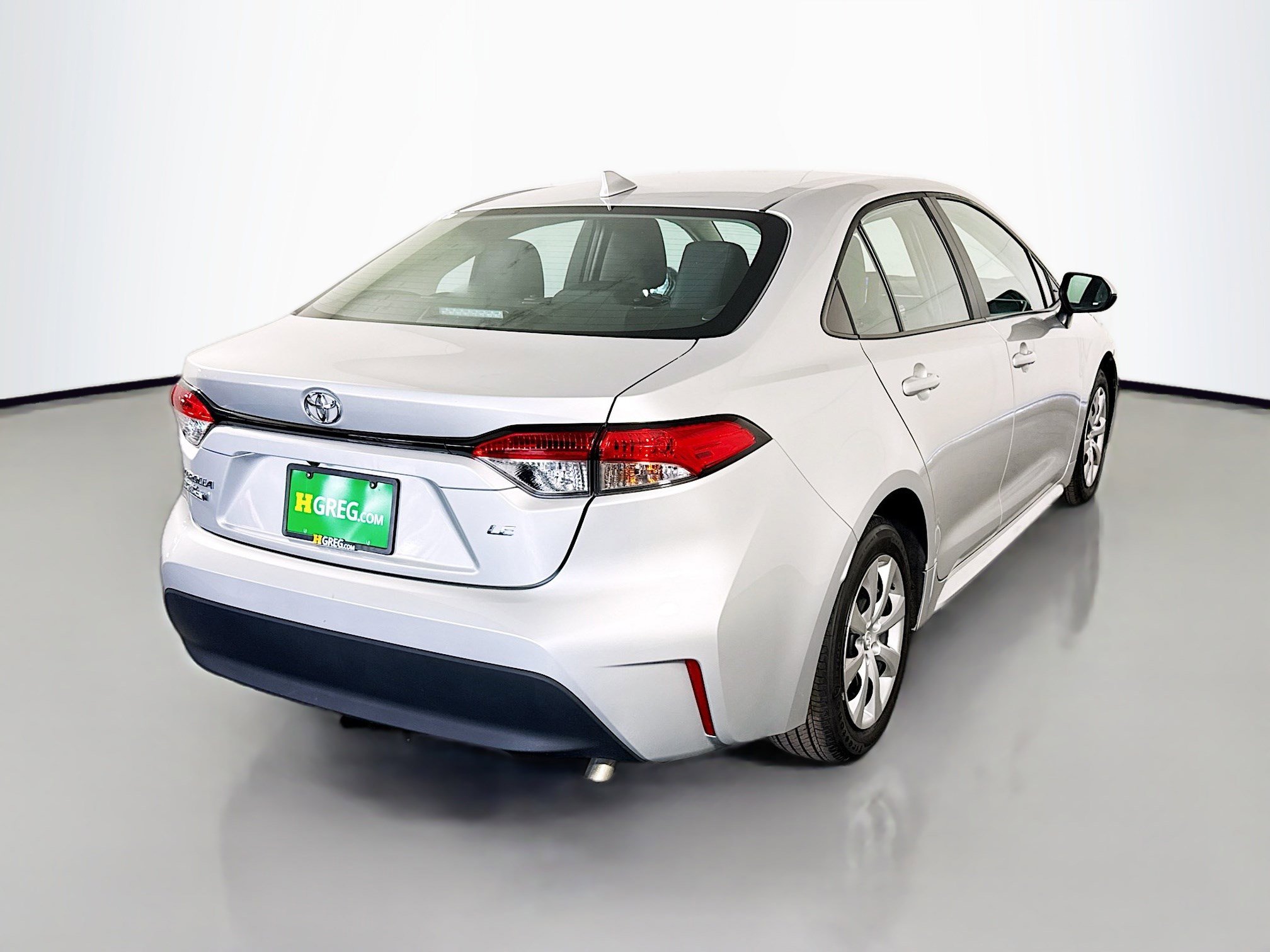 Used 2025 Toyota Corolla LE image 10