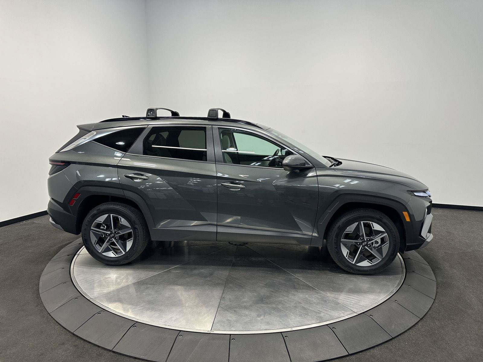 Used 2025 Hyundai Tucson SEL AWD/4WD image 8