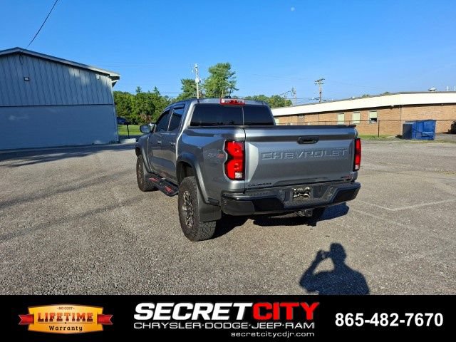 Used 2024 Chevrolet Colorado ZR2 AWD/4WD image 7