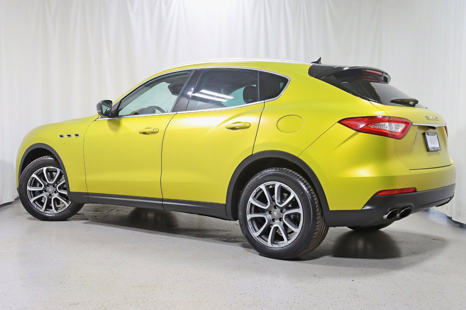 Used 2017 Maserati Levante S image 9