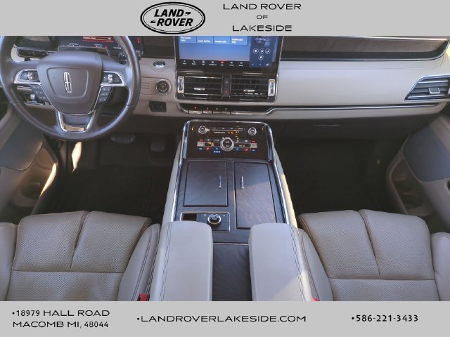 Used 2023 Lincoln Navigator Reserve w/ Equipment Group 201A AWD/4WD image 14
