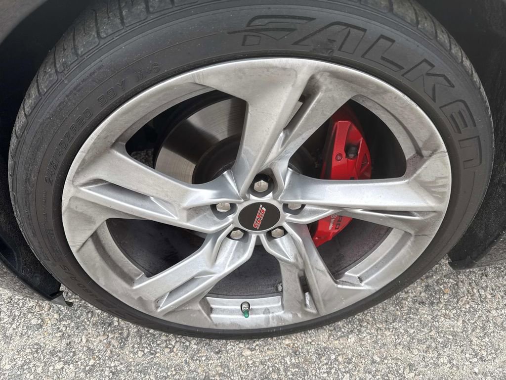 Used 2020 Chevrolet Camaro SS image 11