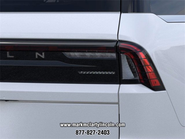 New 2026 Lincoln Navigator Premiere image 21