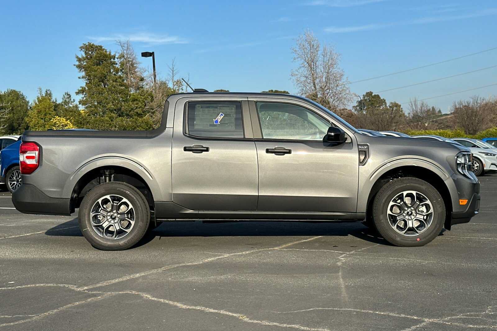 New 2026 Ford Maverick XLT w/ XLT Luxury Package AWD/4WD image 3