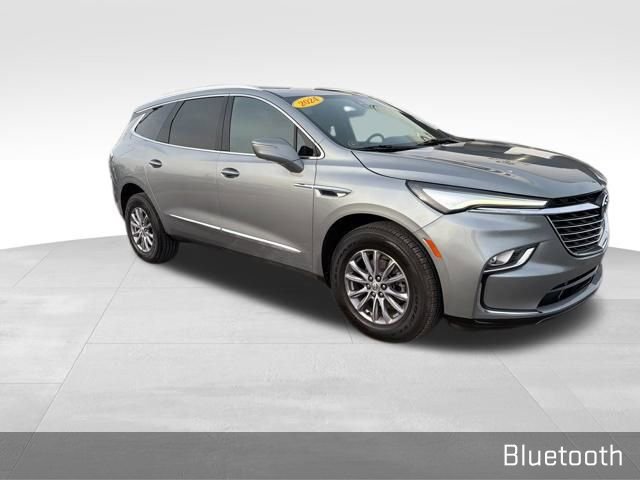 Used 2024 Buick Enclave Premium image 2