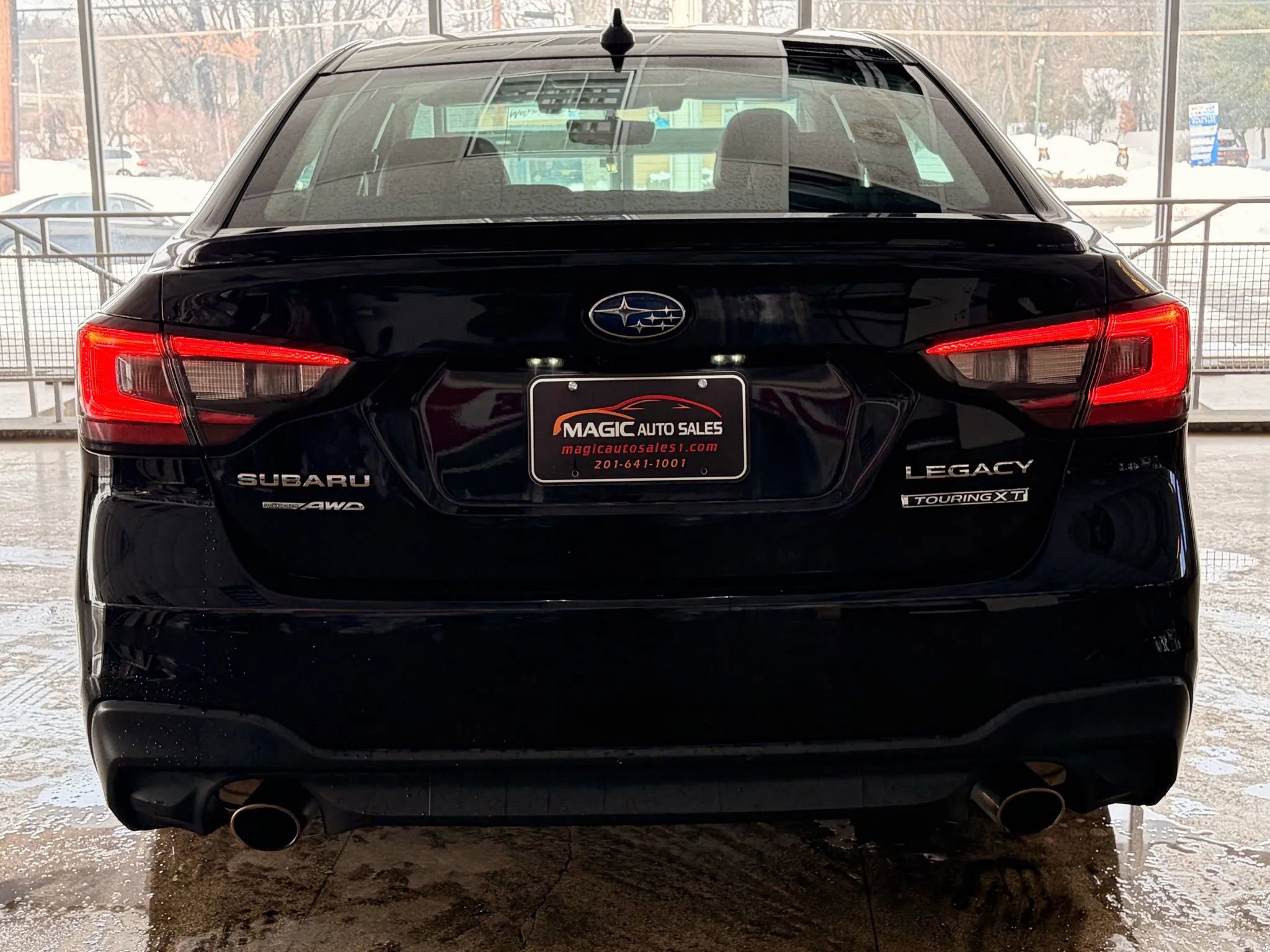 Used 2022 Subaru Legacy Touring XT image 9