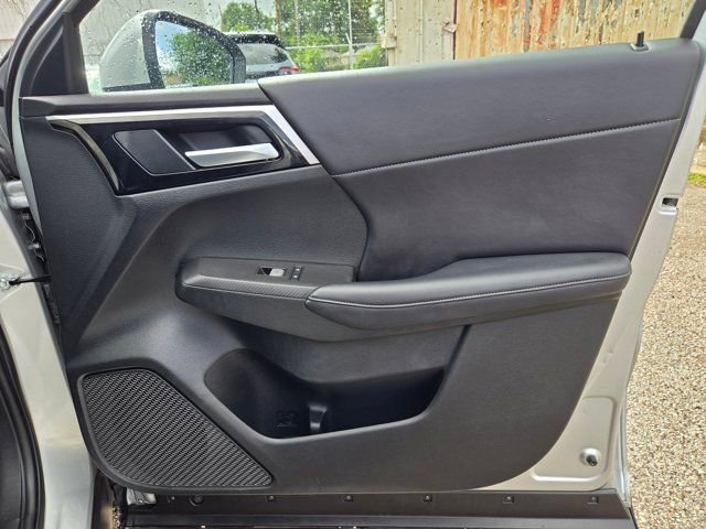 Used 2025 Mitsubishi Outlander SE AWD/4WD image 28