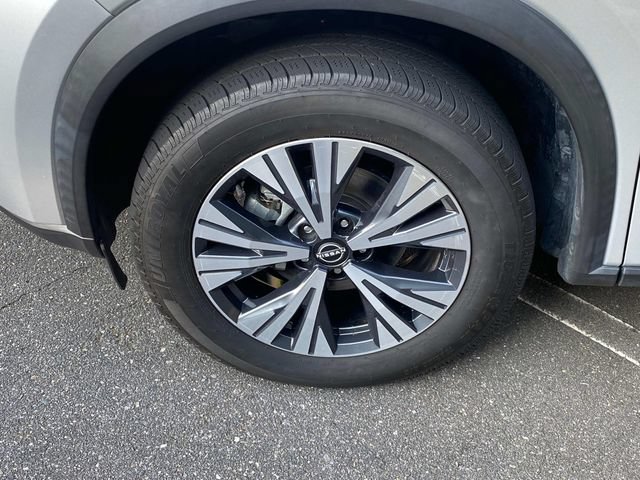 Used 2022 Nissan Rogue SV FWD image 5