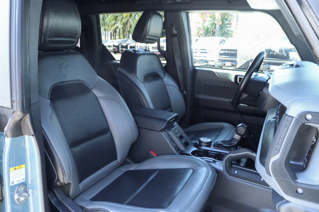 Used 2023 Ford Bronco Big Bend w/ Sasquatch Package AWD/4WD image 40