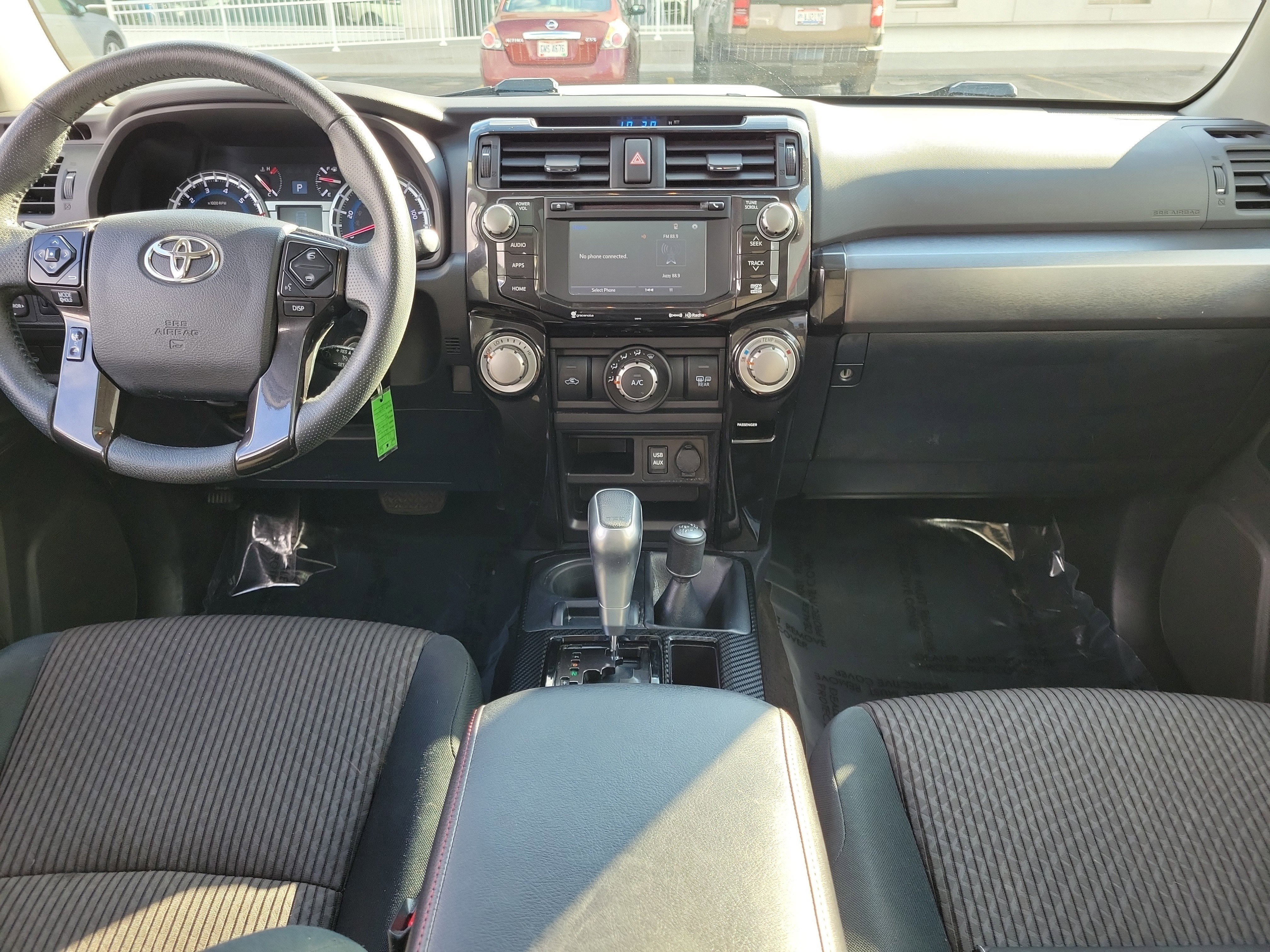 Used 2017 Toyota 4Runner TRD Off-Road image 9