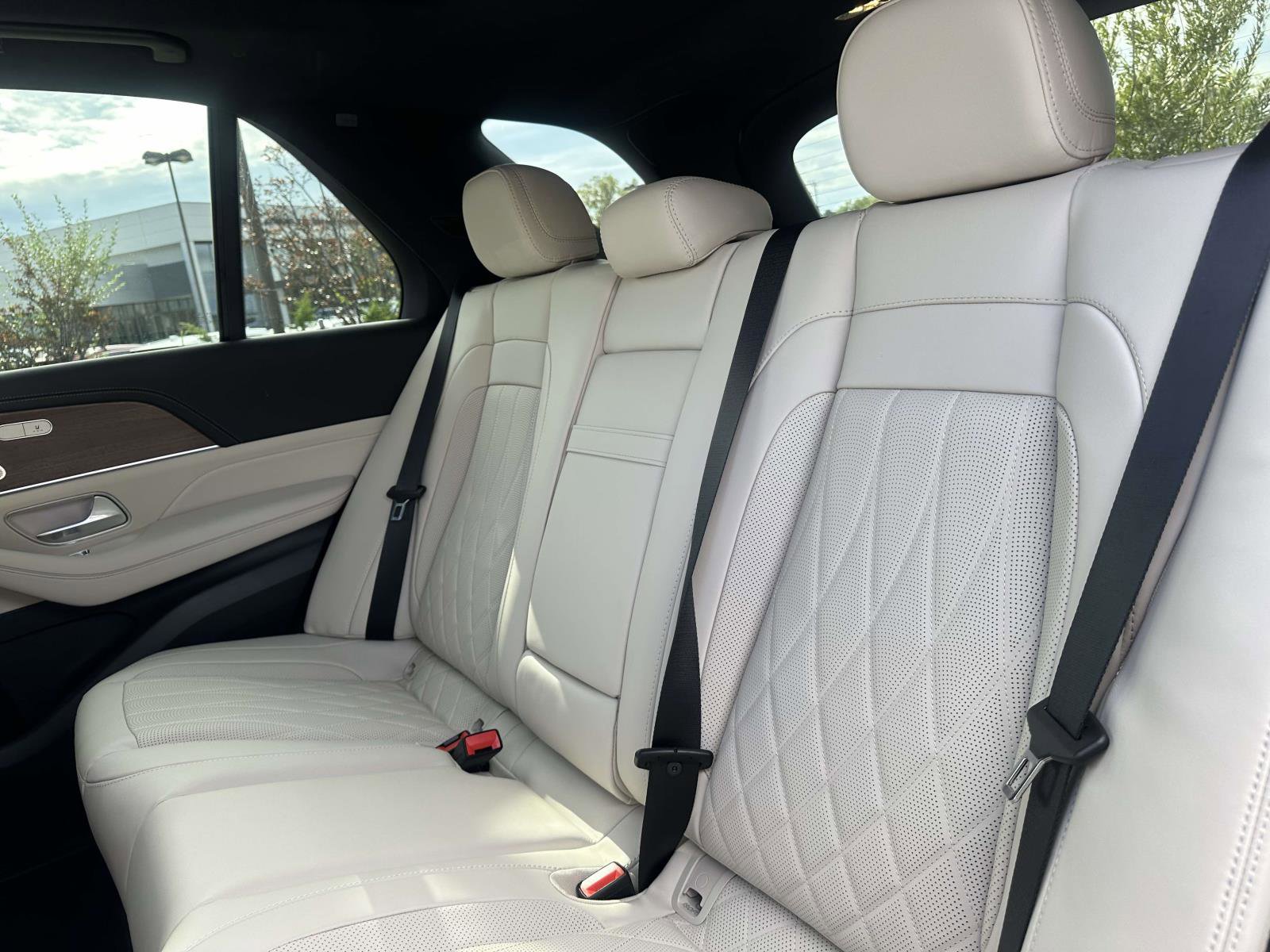 New 2026 Mercedes-Benz GLE 63 AMG S image 7