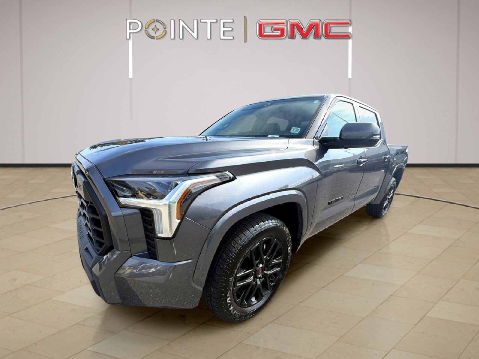 Used 2022 Toyota Tundra SR5 image 3