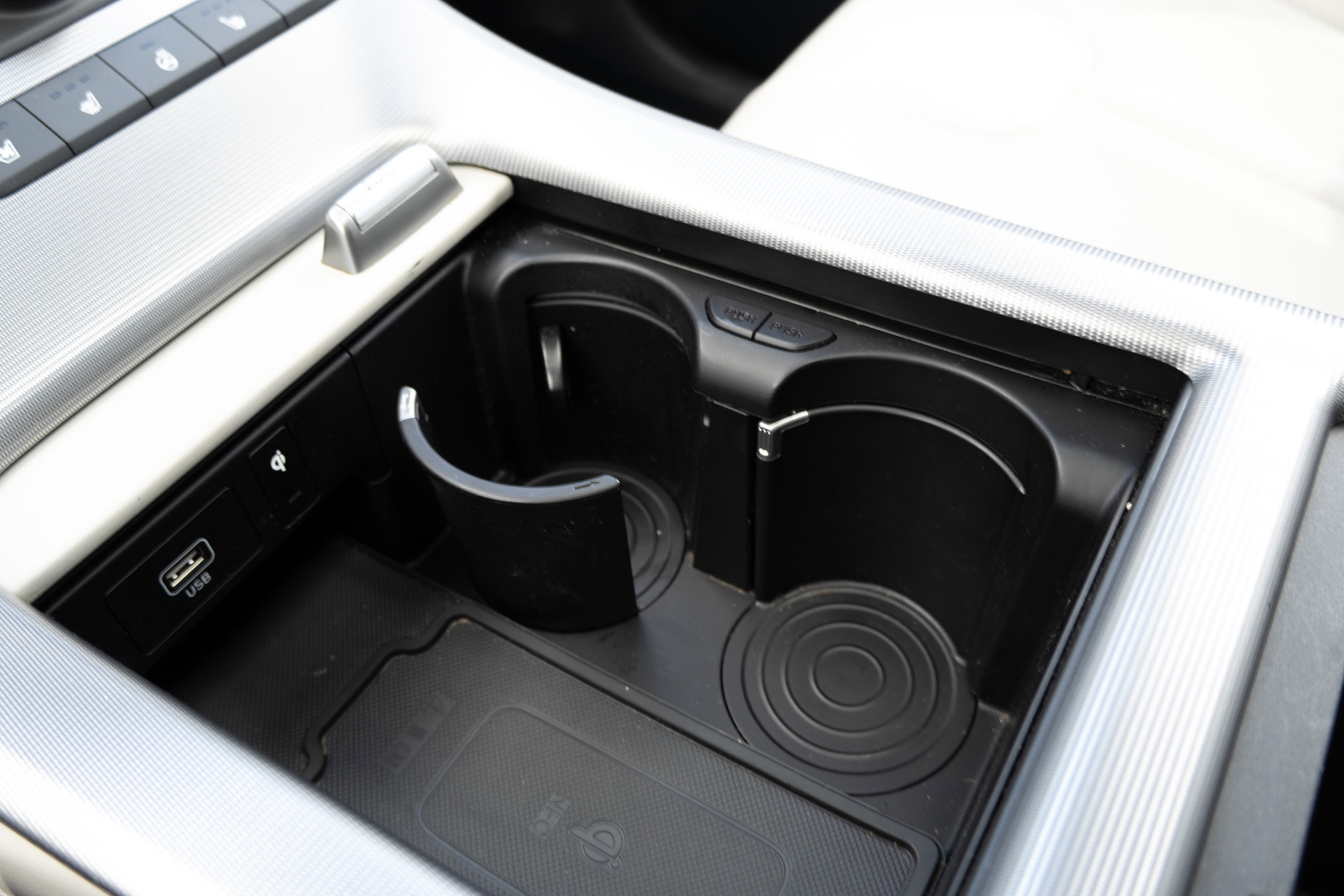 Used 2024 Hyundai Palisade Calligraphy image 52