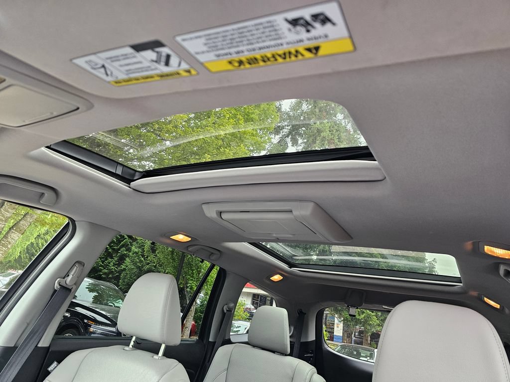 Used 2016 Honda Pilot Elite image 10