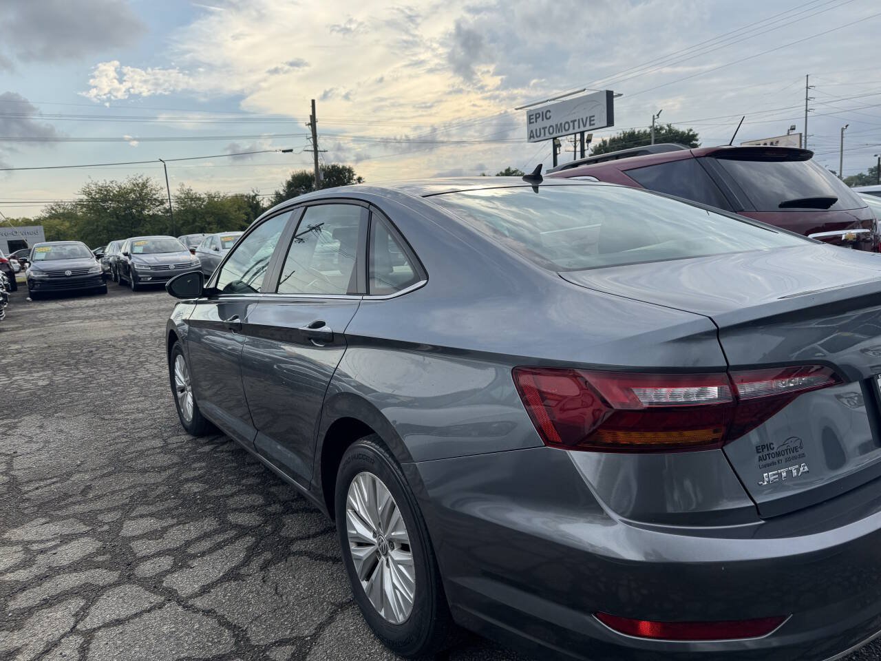 Used 2019 Volkswagen Jetta S w/ Driver Assistance Package FWD image 3