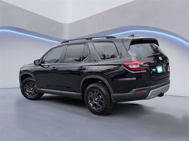 New 2025 Honda Pilot TrailSport image 9