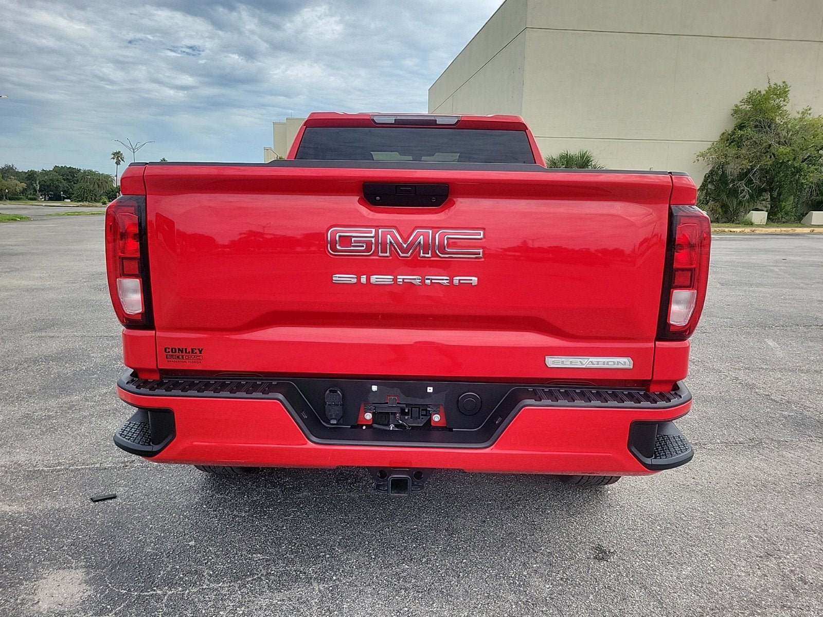 Certified 2019 GMC Sierra 1500 Elevation w/ Elevation Value Package RWD image 7