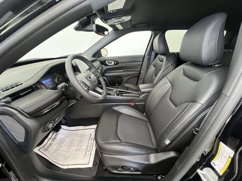 New 2026 Jeep Compass Latitude w/ Quick Order Package 29K image 4