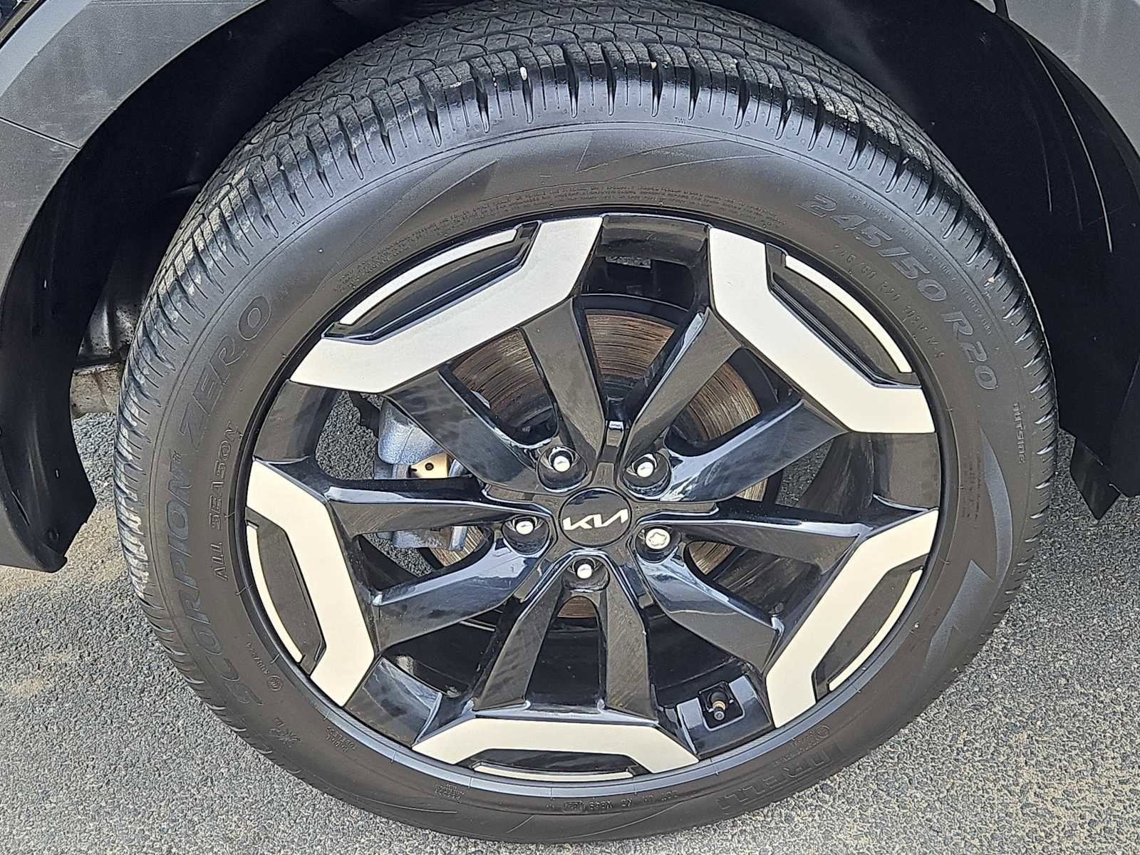 Used 2024 Kia Telluride S w/ S Sunroof Package image 9