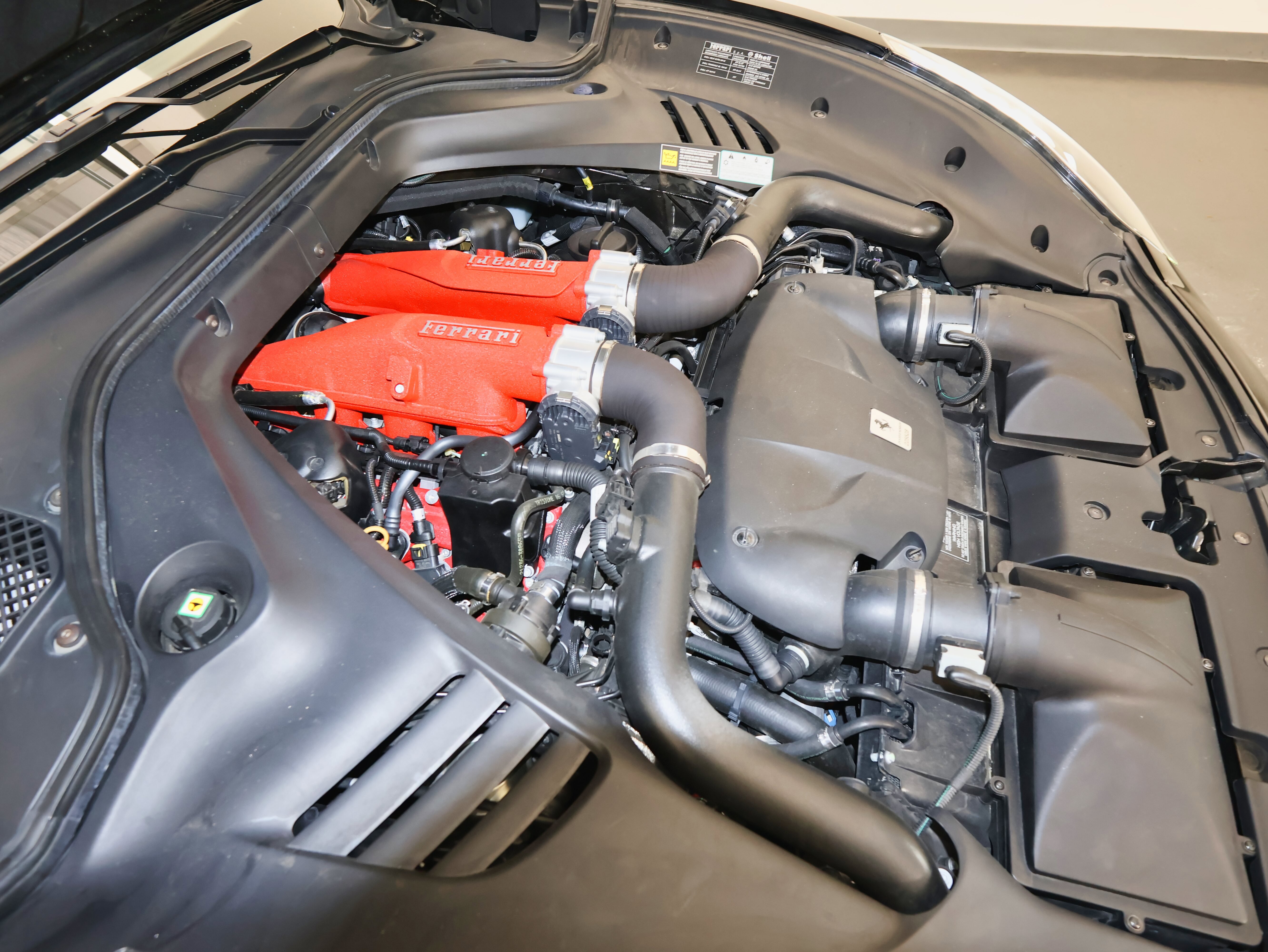 Used 2017 Ferrari California T image 54