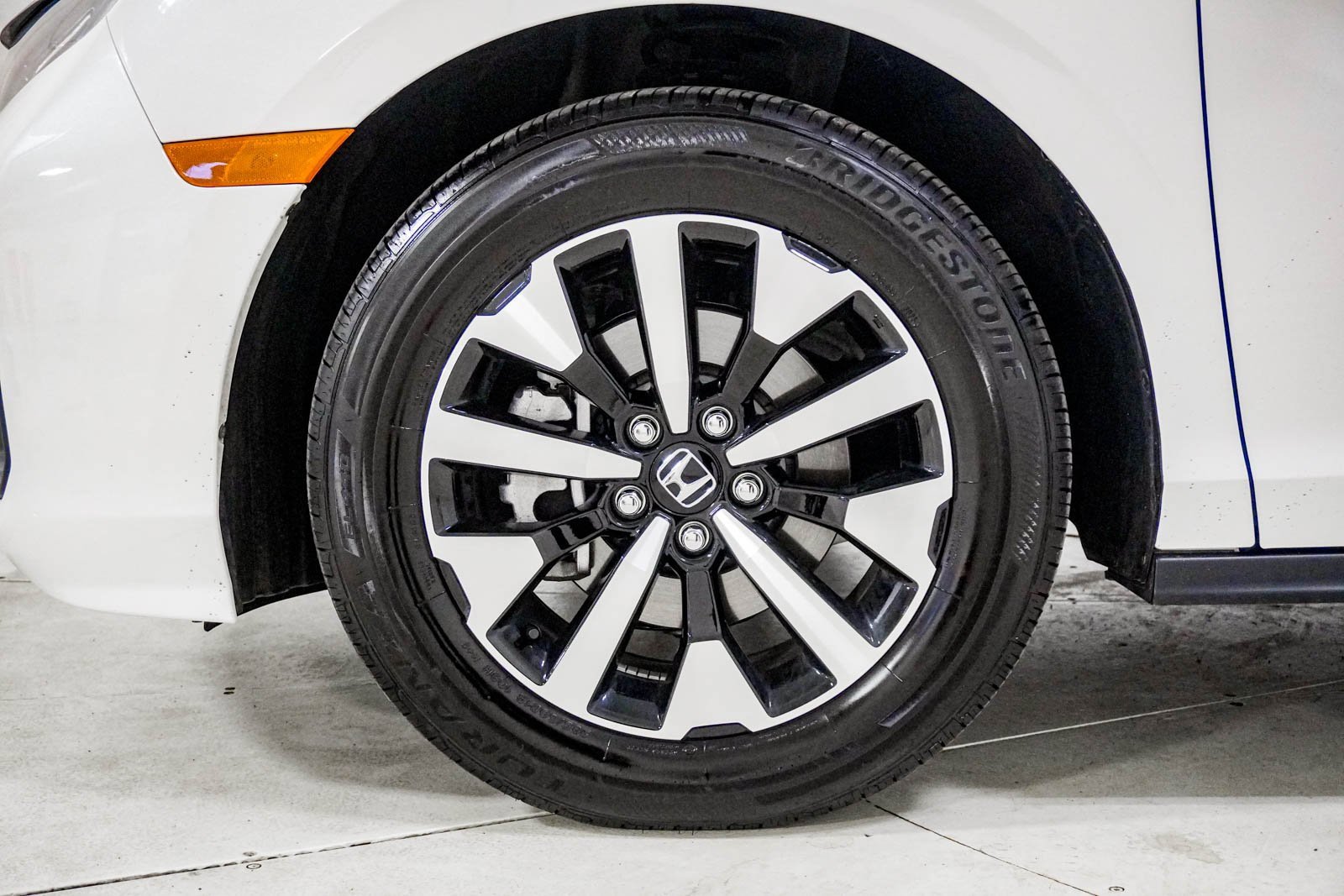 Certified 2026 Honda Odyssey EX-L image 16