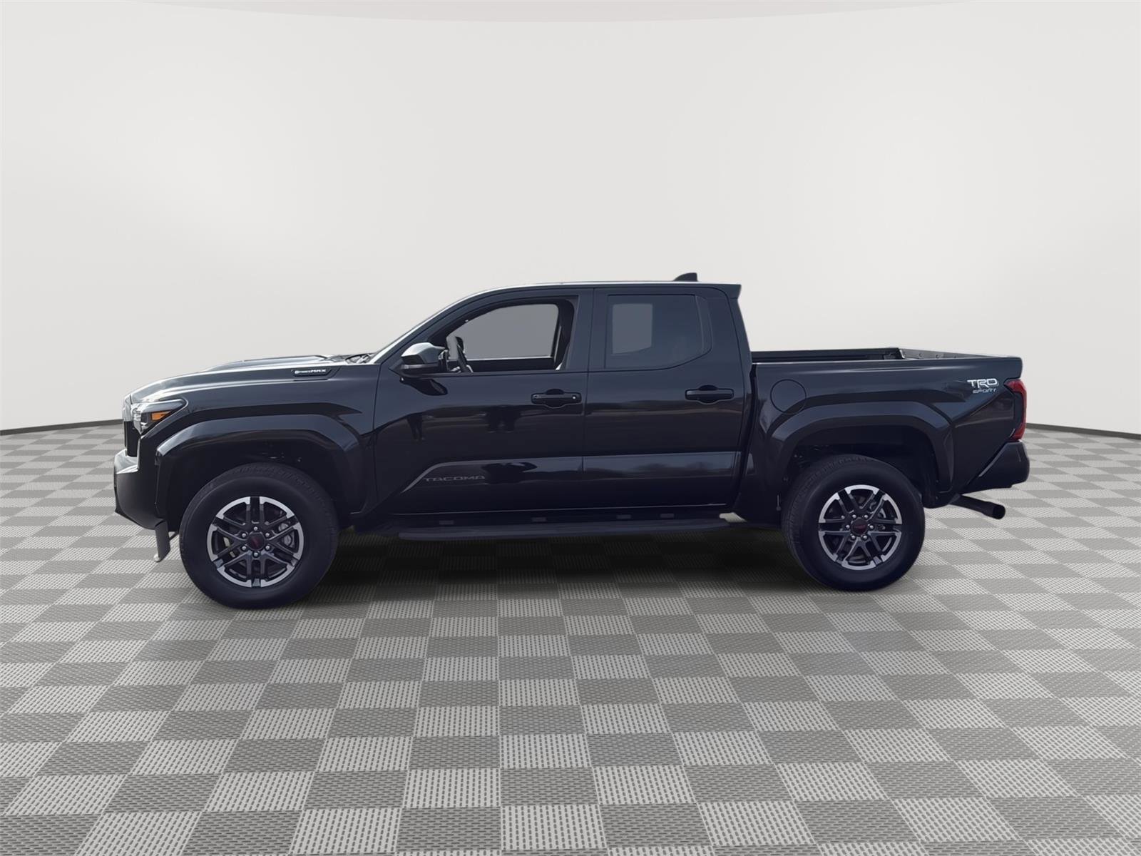 Used 2024 Toyota Tacoma TRD Sport AWD/4WD image 22
