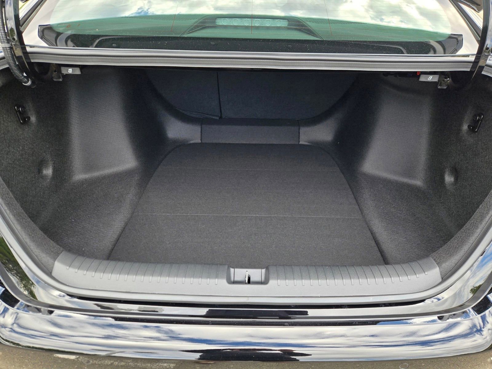 New 2026 Honda Accord Touring image 27