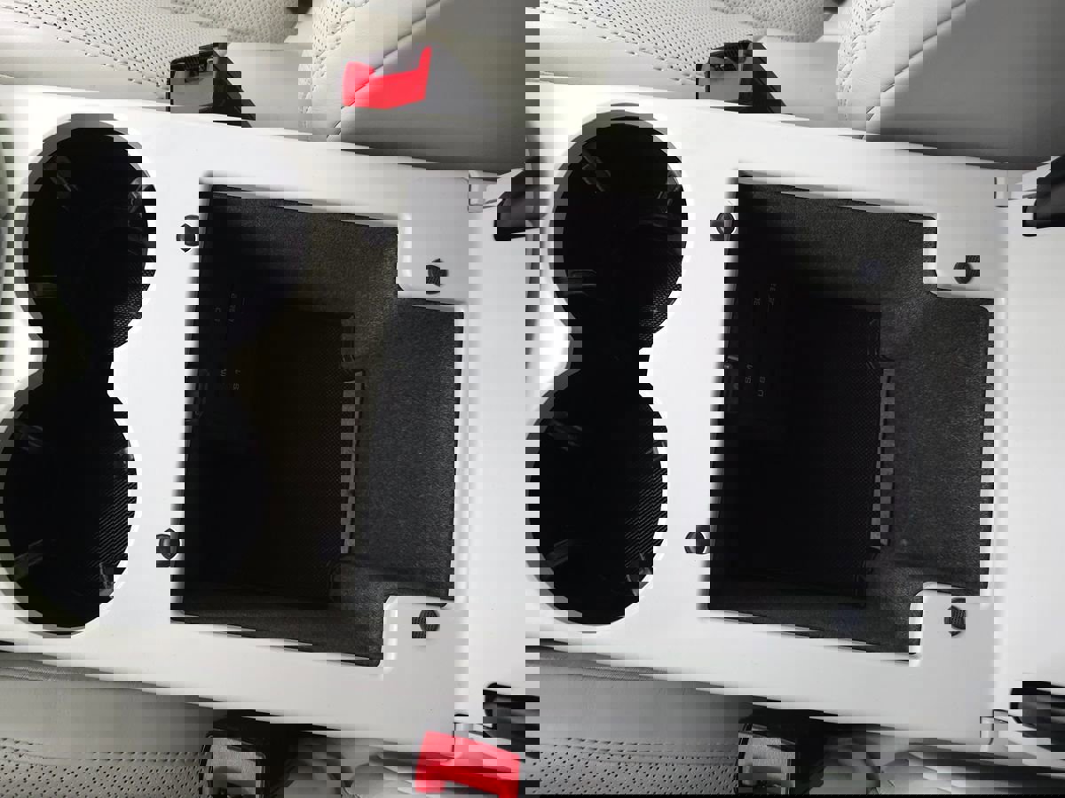 Used 2023 Porsche Macan image 50