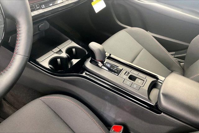 Used 2026 Toyota Prius Plug-In Hybrid FWD image 17