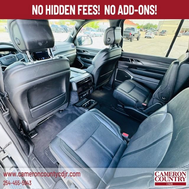 Used 2024 Jeep Wagoneer Series II AWD/4WD image 17