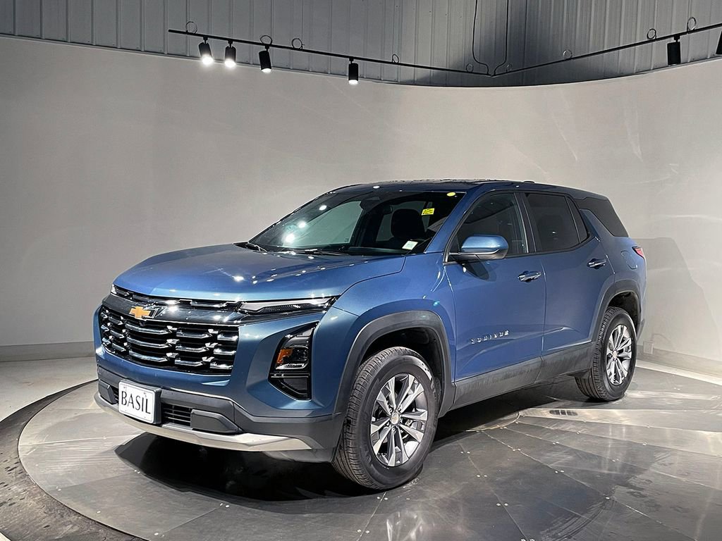 Used 2026 Chevrolet Equinox LT image 8