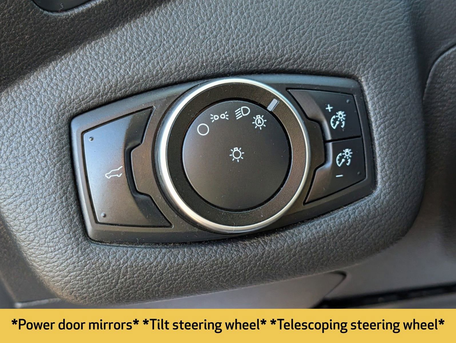 Used 2017 Ford Escape S image 9