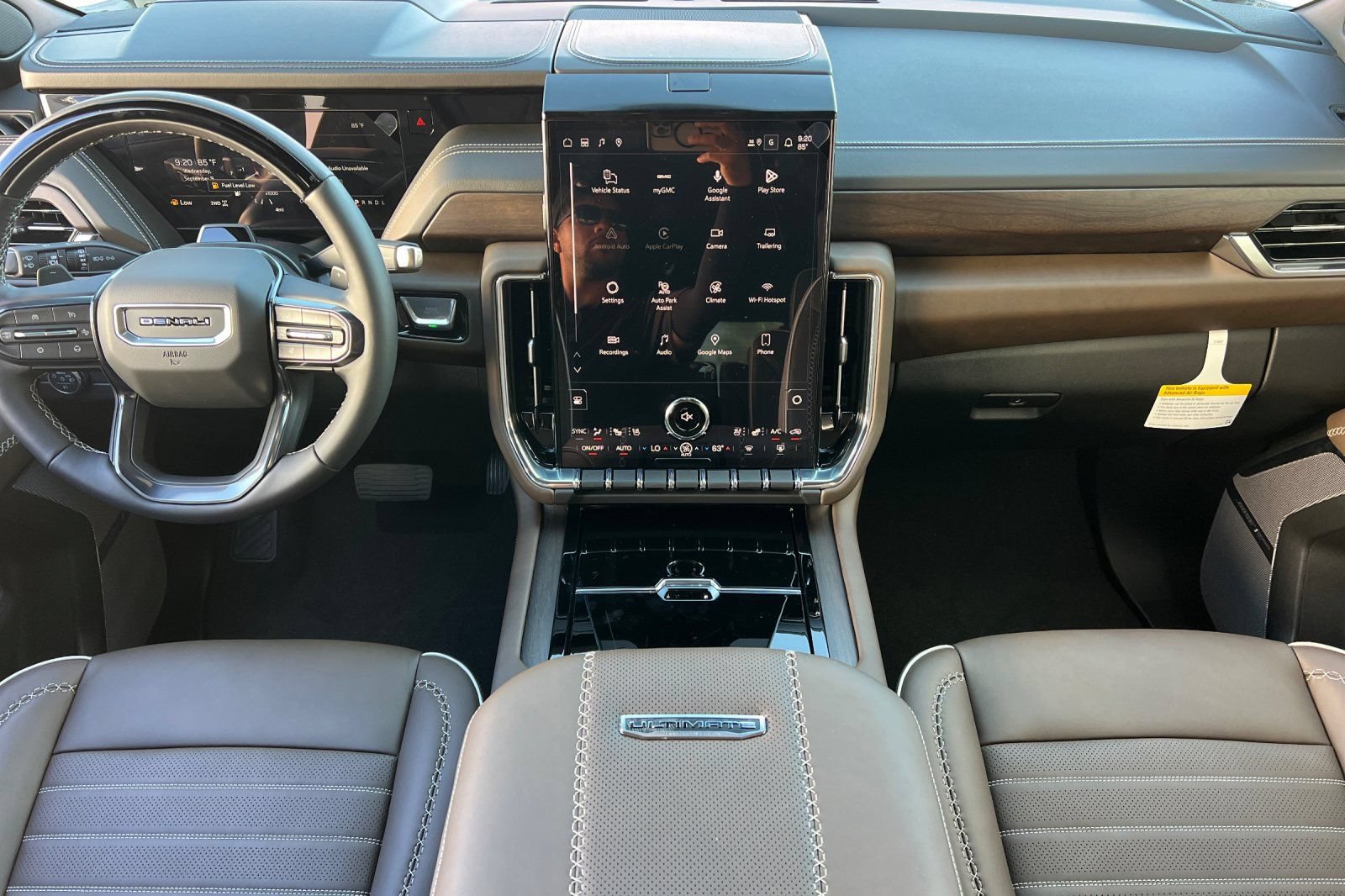 New 2026 GMC Yukon Denali Ultimate AWD/4WD image 12