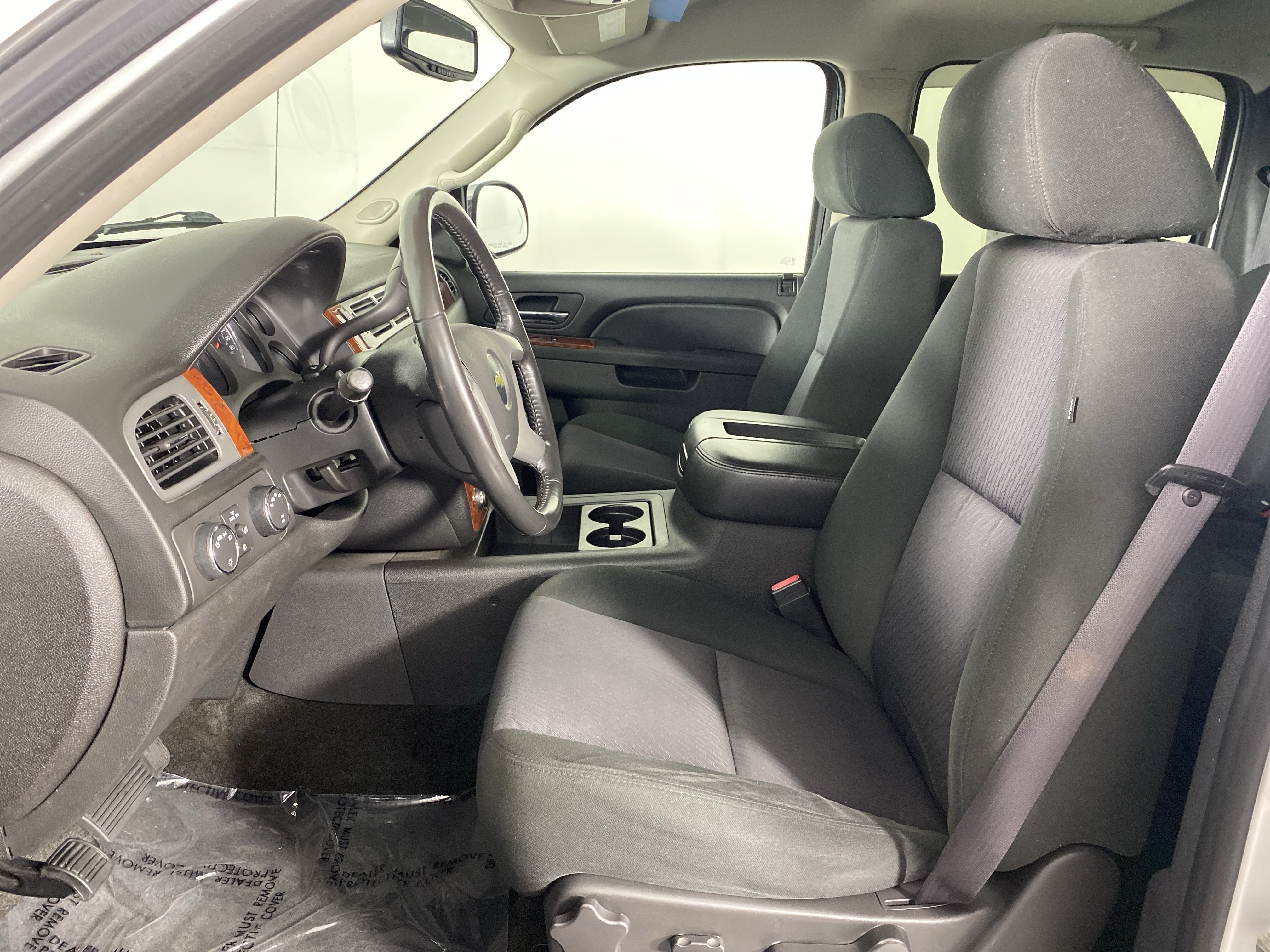 Used 2011 Chevrolet Avalanche LS w/ Regional Value Package AWD/4WD image 15