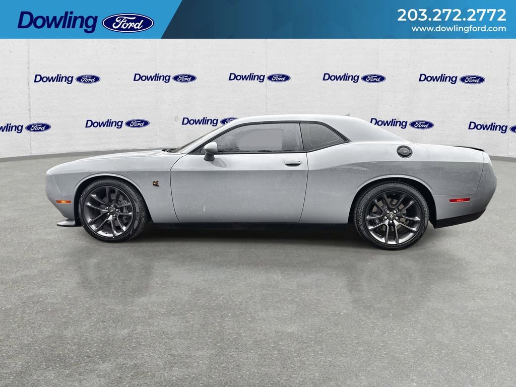 Used 2022 Dodge Challenger R/T Scat Pack w/ Shaker Package RWD image 5