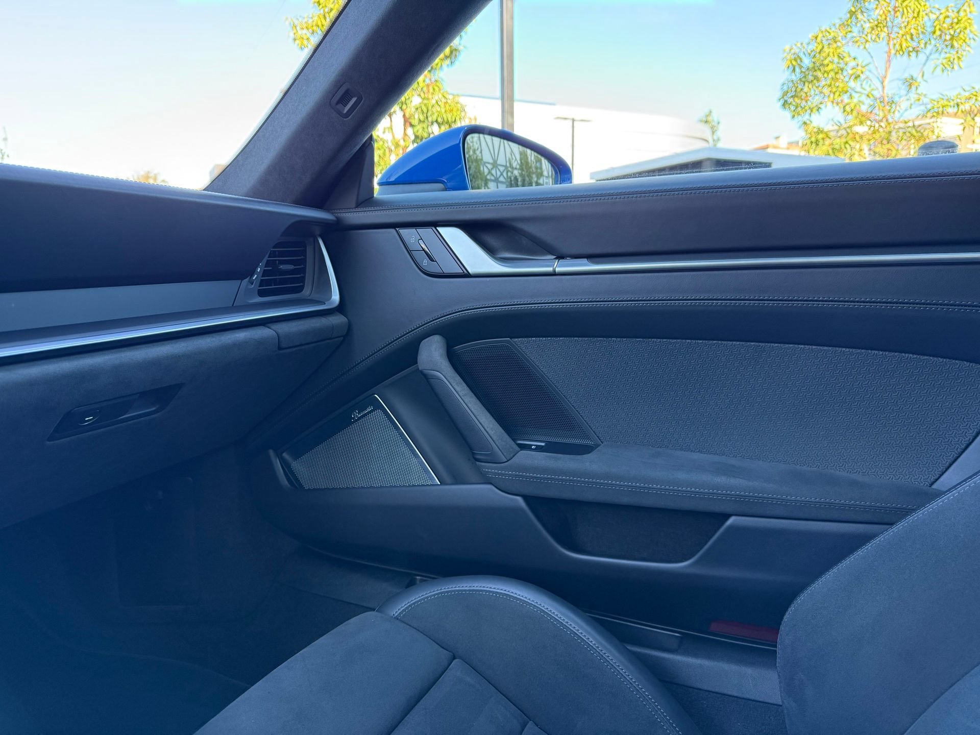 Certified 2025 Porsche 911 Carrera 4 GTS AWD/4WD image 25