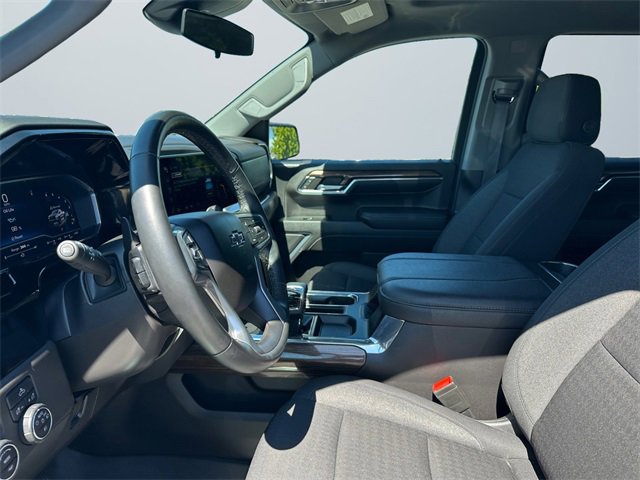 Used 2024 Chevrolet Silverado 1500 LT Trail Boss image 9