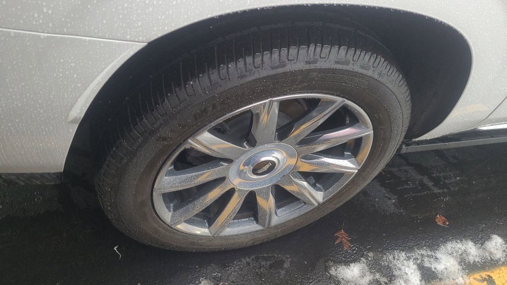 Used 2023 Cadillac Escalade ESV Premium Luxury Platinum w/ Heavy-Duty Trailer Package image 8