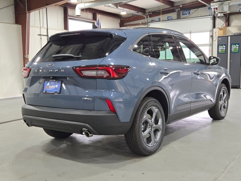 New 2025 Ford Escape ST-Line w/ Tech Pack #1 image 13